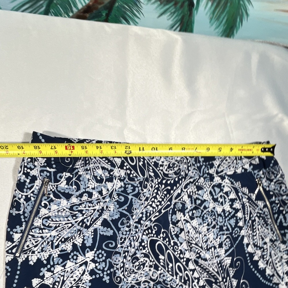Zenergy by Chico's Women's Golf Skort Blue/White Paisley Size 3 Zipper Pockets - Picture 5 of 9